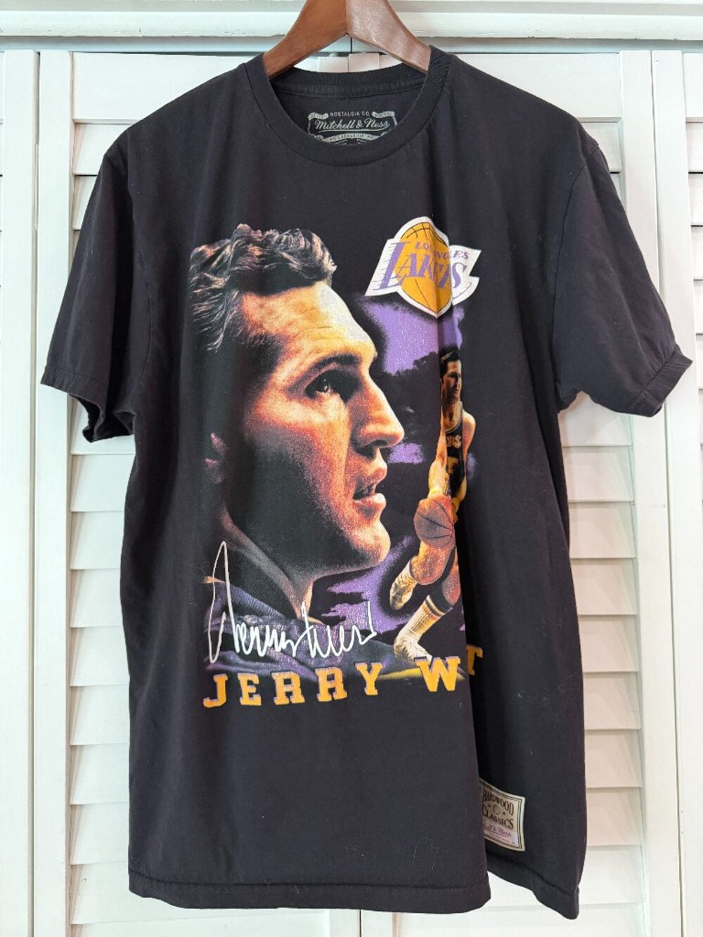 Mitchell & Ness Jerry West Lakers T-Shirt - Size L